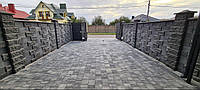 Тротуарная плитка Брусчатка Пиксель Колор-Микс чорно-белый на сером цементе в Ровно