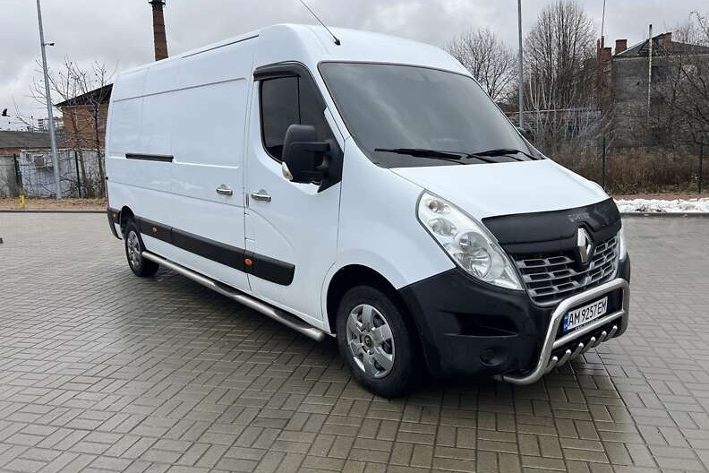 Вітровики Renault Master III 2010 -> (сктч) VIP Китай