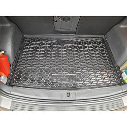 Килимок в багажник гумовий для  Volkswagen Golf PLUS (повнорозмірне запасне колесо)