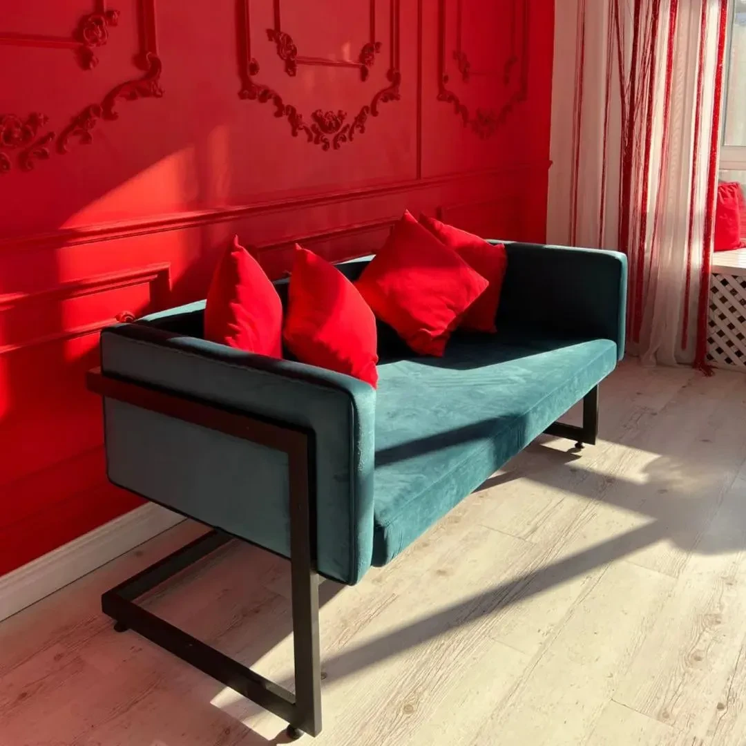 Диван ЛОФТ Престон + м'які, водонепроникні, комфортні, зі знімними чохлами подушки для офісу, дому, дачі, фото 1