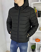 Короткая черная куртка мужская с капюшоном весна-осень модная, Однотонная спортивная куртка черная (демисезон)