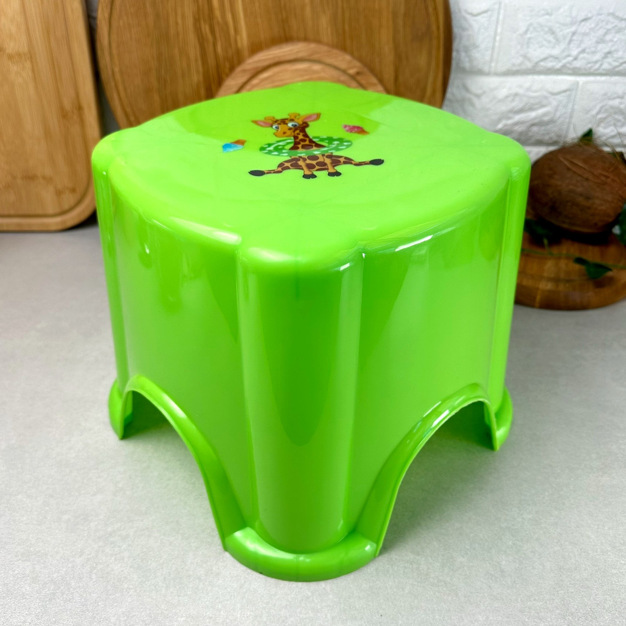 Пластиковий табурет для малюків із безпечними кутами Зелений Харків