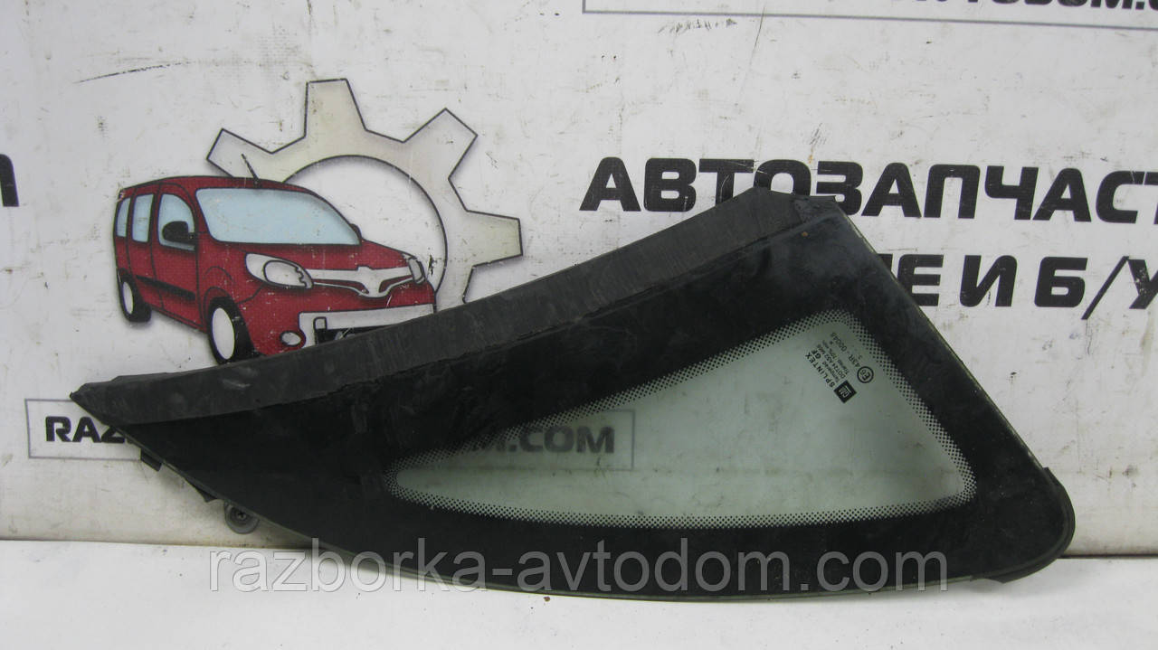 Скло заднє праве кузовне Opel Corsa C (2000-2012) 5-дверцята OE:13121982