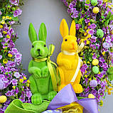 Весняний декор. Весняний та великодній вінок з квітами та зайчиками  на двері чи стіну, фото 7