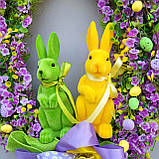 Весняний декор. Весняний та великодній вінок з квітами та зайчиками  на двері чи стіну, фото 8