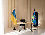 Набір для двох прапорів України, атлас прапор 90х135 см, тримач коло, держак 2 м, наконечник Тризуб Крапля, фото 2