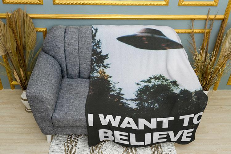 Плед «Секретні матеріали. Я хочу вірити. The X Files. I want to believe»