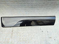 Молдинг задней правой двери Audi q5 8r0853970