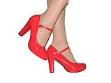 Святкові туфлі на стійких підборах червоні з ремінцем 36, фото 5