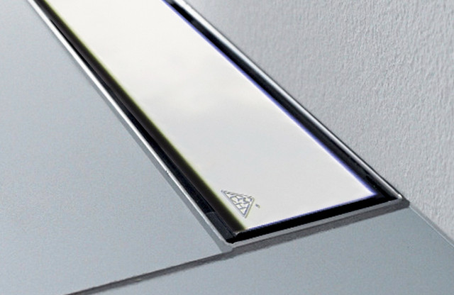 Душові канали для монтажу в підлозі в рівень плитки