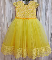 Солнечно-желтое нарядное детское платье из гипюра с рукавчиком на 4-6 лет