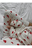 Пижама детская реглан и брюки, принт красное сердечко, белого цвета