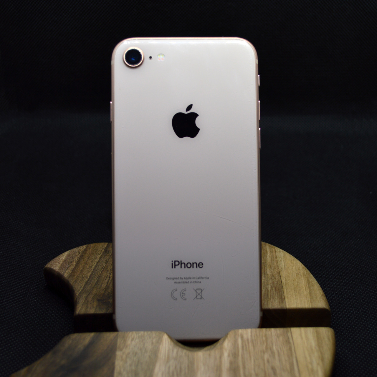 Смартфон Apple iPhone 8 64 GB Gold (Grade A) б/у