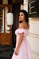 Длинное платье с муслина с открытыми плечами Розовый