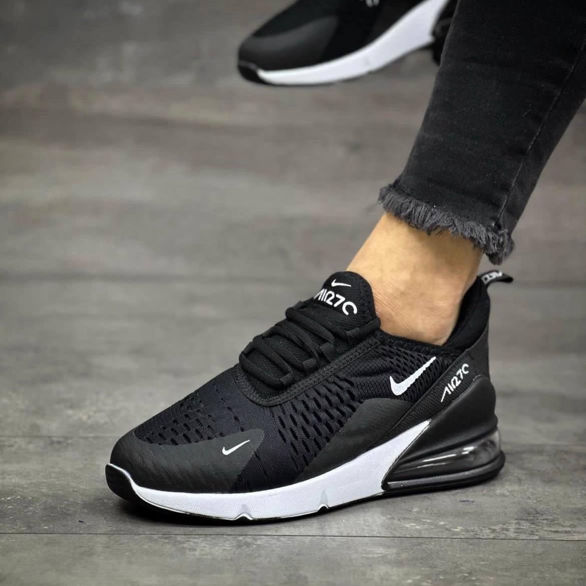 Чоловічі  кросівки Nike Air Max 270, чорні,44(28)