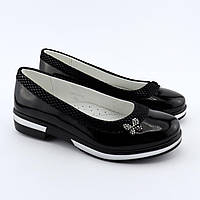 Туфлі човника для дівчинки чорного кольору BIKI