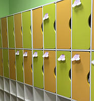 Шафи дитячі секційні для роздягальні. Шафи в дитячий садок від виробника