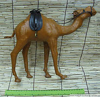 Верблюд шкіра (28х33х10 см) (12")