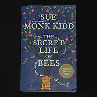 Kidd, Sue Monk. The Secret Life of Bees