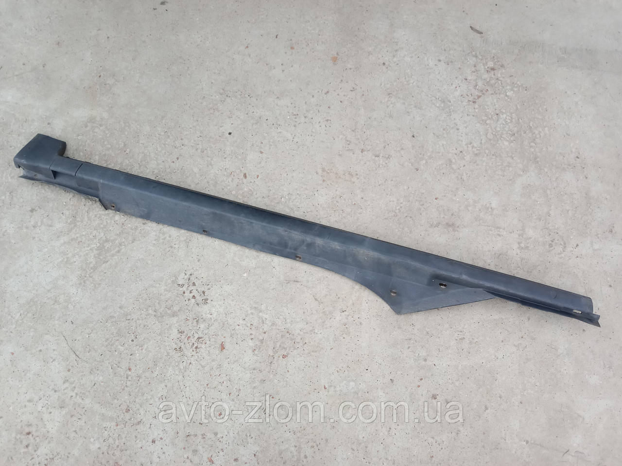 Накладка порога Volkswagen Passat B5, Пасат Б5. Ліва. 3B0853855B.