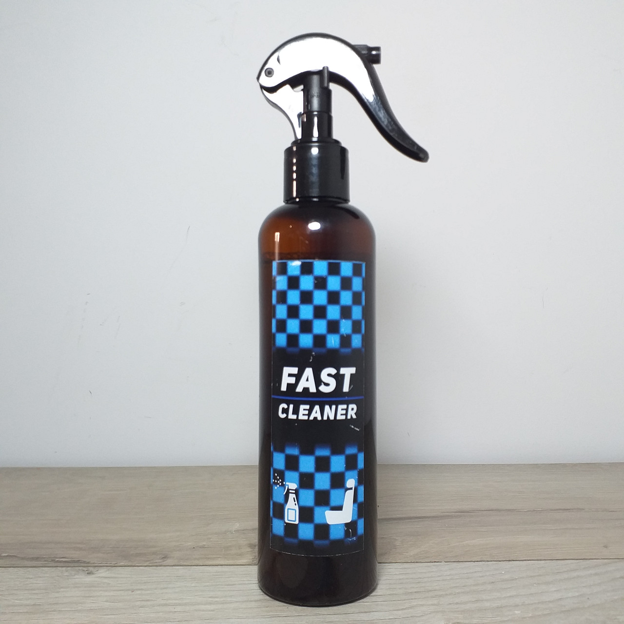 Універсальний очисник для салону автомобіля Fast cleaner 250 мл (X-600)