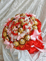 Букет з цукерок Ферреро Роше (19 шт.) і Рафаелло (11 шт.) Ferrero Raffaello подарунок червоний