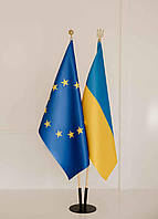 Набор для двух флагов Украины и ЕС, атлас, держатель круг, древко 2 м, наконечник Тризуб Шар