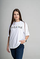 Женская вышитая футболка белого цвета в современном стиле "Украина"