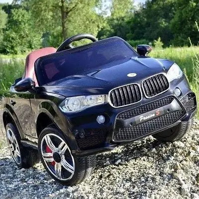 Крутий Двомісний дитячий електромобіль Джип BMW X6M Premium Edition чорний