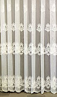 Турецкий тюль София 3312607 белый на бамбуке с нежной вышивкой в виде крупных коронок по всему полотну в зал
