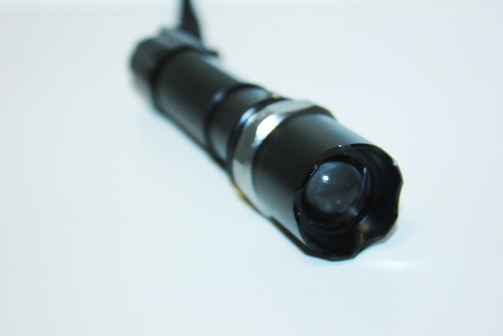 Яскравий ліхтарик Police BL-Т8626 100000W, фото 1