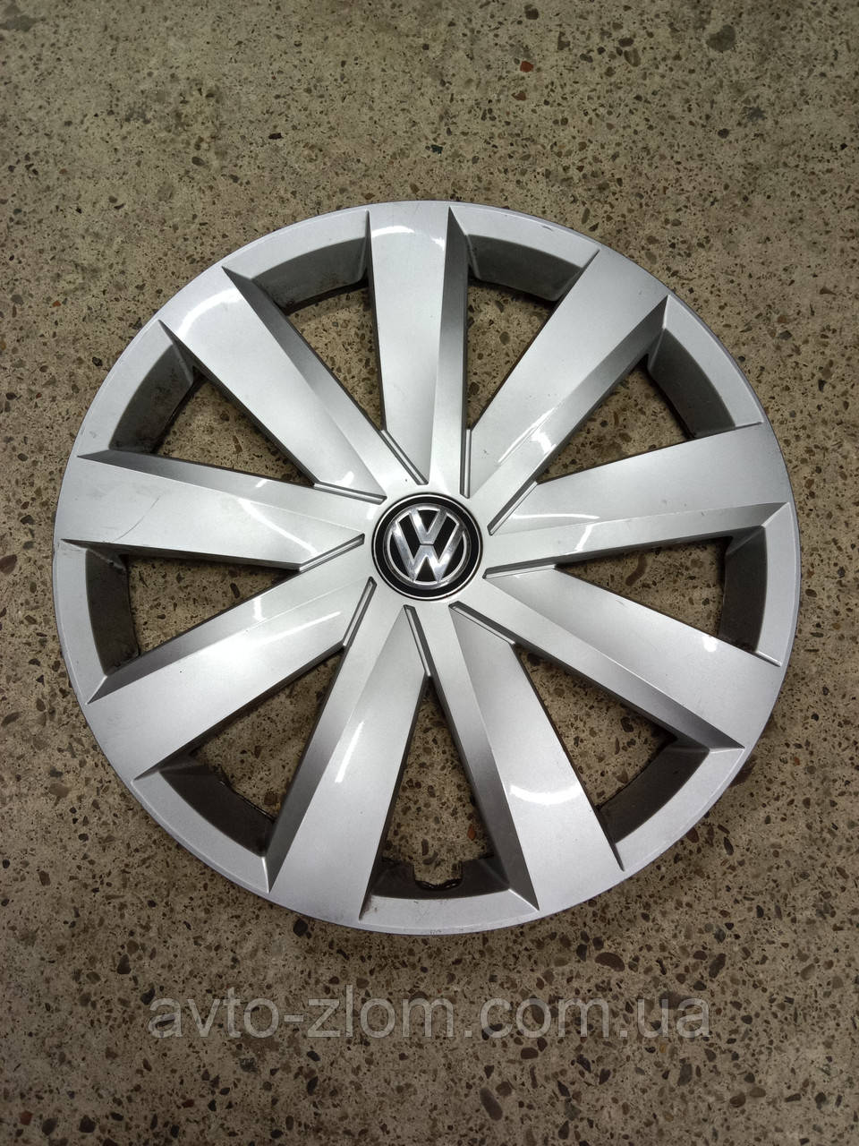 Ковпак Volkswagen Passat B8, B7, Golf 7. Пасат Б8, Б7, Гольф 7. R16. 3G0601147.