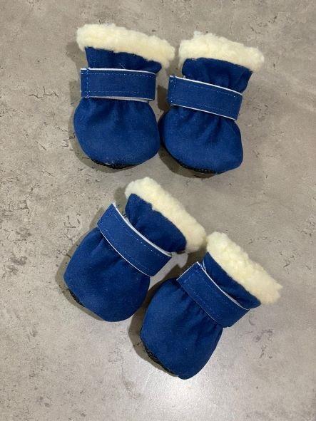 Взуття зимове для собак Multibrand УГГІ замшеві, на неопреновій підошві, з липучкою синього кольору