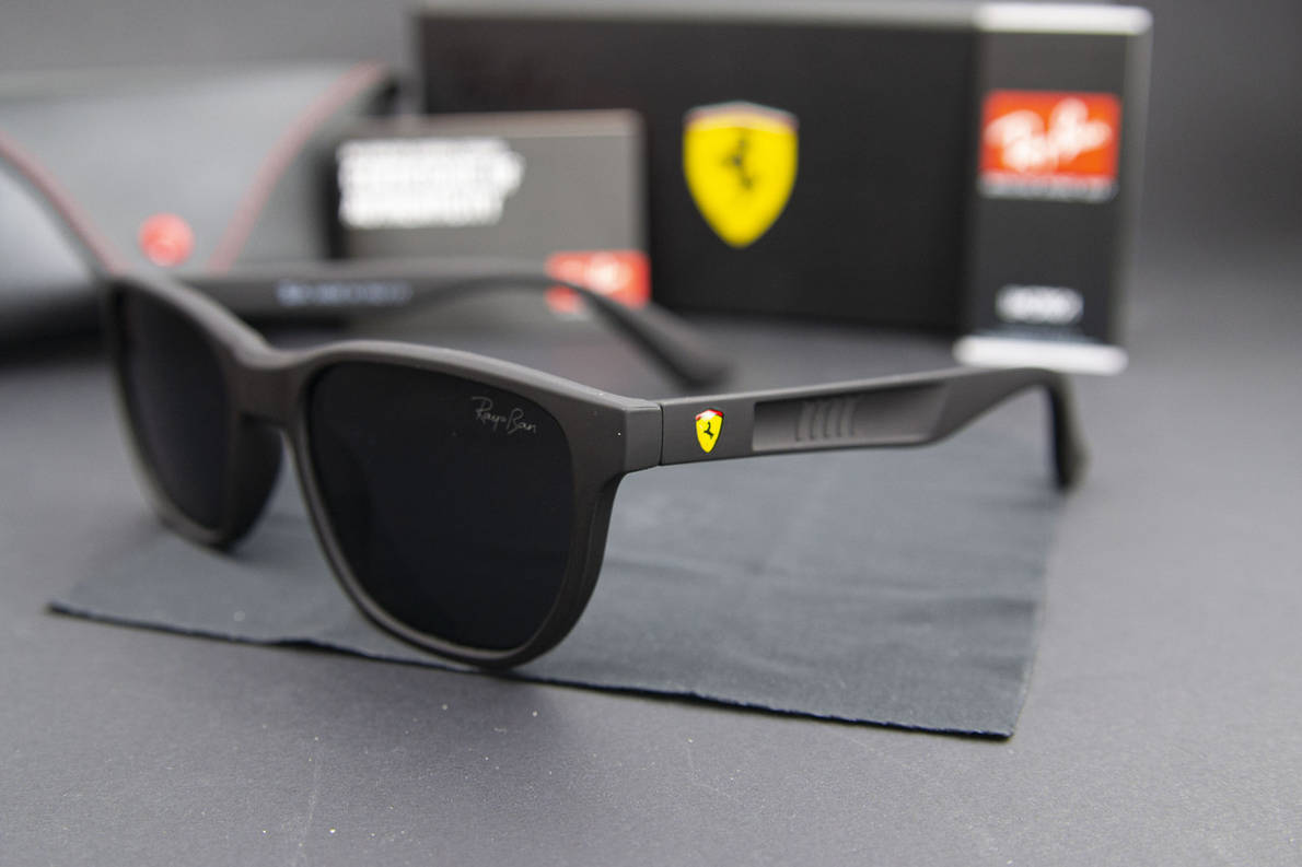 Сонцезахисні окуляри RAY BAN Ferrari поляризаційні UV400 (арт. 21136) чорні/матова оправа, фото 1