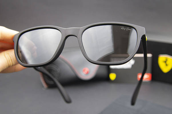 Сонцезахисні окуляри RAY BAN Ferrari поляризаційні UV400 (арт. 21136) чорні/матова оправа, фото 4