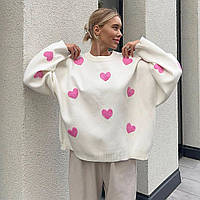 Женский стильный оверсайз свитер с сердечками
