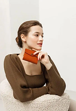 Жіночий шкіряний гаманець якісний на кнопці, шкіряні гаманці ручної роботи для дівчат Світло коричневий