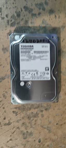 Жесткий диск Винчестер HDD 500 Gb / Гб Toshiba DT01ACA050 3.5" SATA3 № 23120705 - фото 1 - id-p2122457160