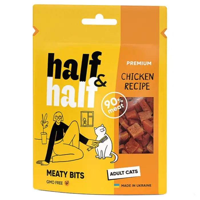 Ласощі для котів Half&Half Meaty Bits Adult 50 г - курка