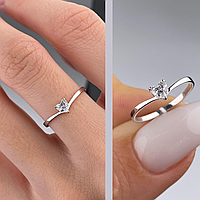 Серебряное женское нежное кольцо с цирконием в виде сердца 16.5 размер