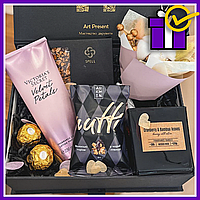 Подарочный набор для девушки на 8 марта с конфетами, сладкий подарок для любимой девушки на женский день