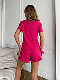 Малиновий жіночий трикотажний костюм для дому: шорти, футболка, гумка для волосся, фото 8