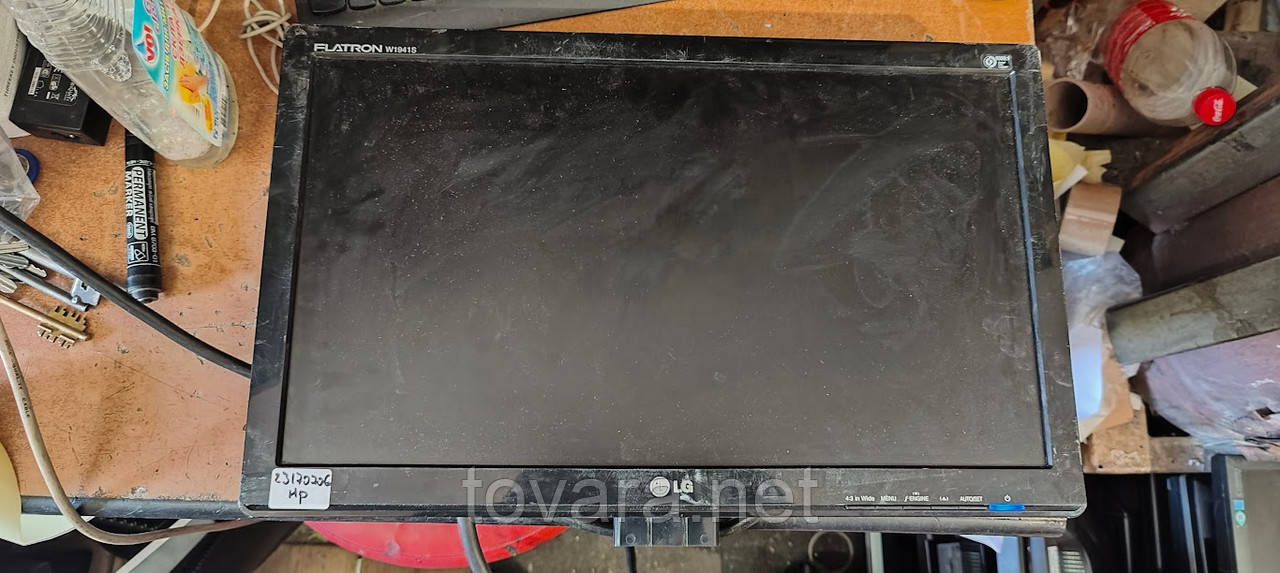 Широкоформатний РК-монітор 19 дюймів LG Flatron W1941S No 23170706
