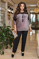 Жіночий стильний костюм: блискуча блузка з гіпюром і чорні класичні брюки, батал великі розміри
