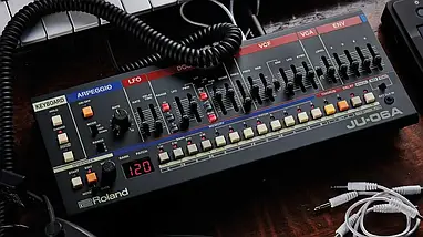 Аналоговий синтезатор Roland JU06A, фото 4