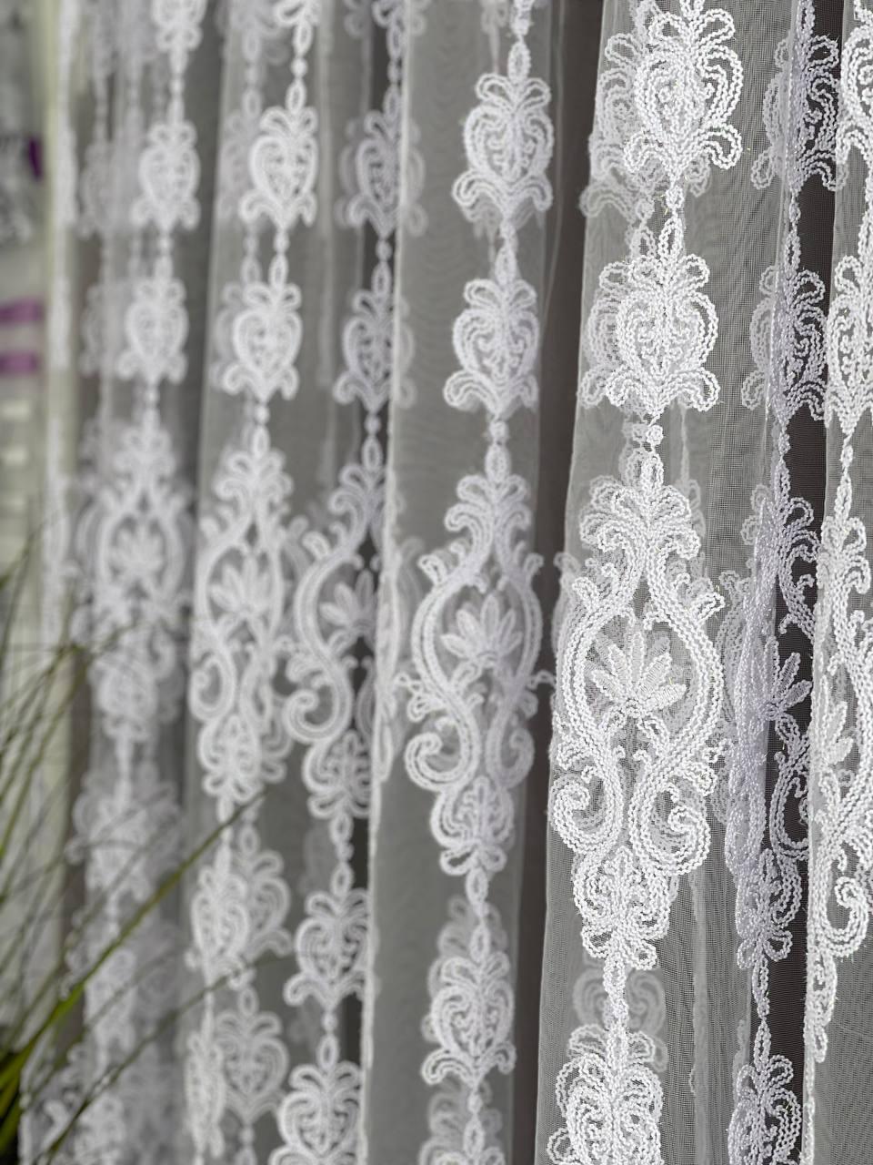 Тюль фатинова корд заввишки 2,8 м. білий з голубізною
