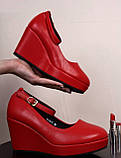 Жіночі туфлі червоні на танкетці розмір 38, фото 3
