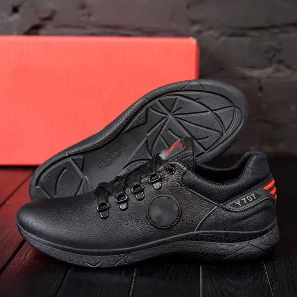 Спортивні шкіряні чоловічі кроссовки від українського виробника