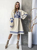 Женское платье вышиванка бежевого цвета с оригинальной синей вышивкой размеры S, M, L