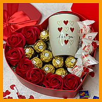 Креативный подарочный бокс с конфетами Романтический Нежный Вечер, запоминающийся подарок девушке с розами